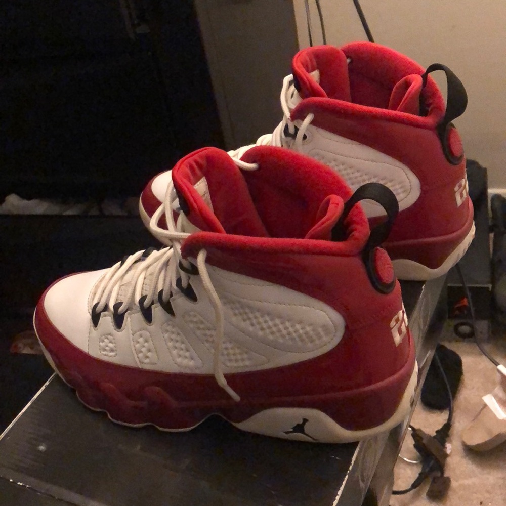 Gym red 9s 8/10 condition